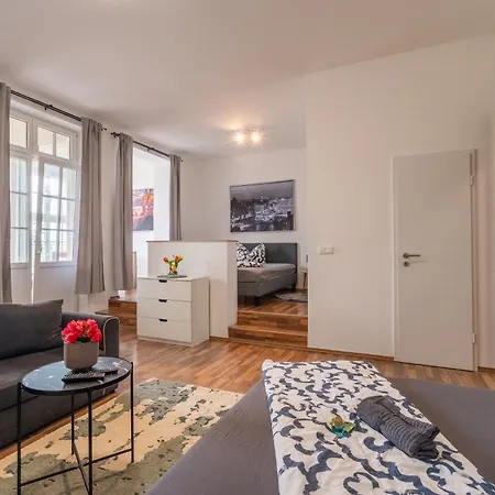 Grossartige Wohnung Im Loft-Stil In Bester Leipziger Lage Exterior foto